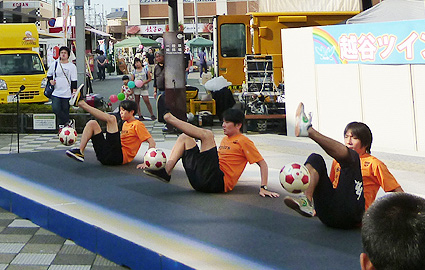 越谷ツインシティー５周年祭 フリースタイルフットボール