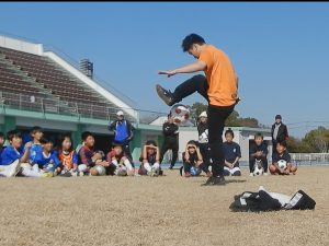 鈴鹿サッカーフェスティバル2025　リフティングパフォーマンス4