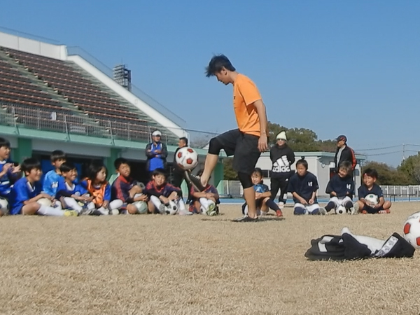 鈴鹿サッカーフェスティバル2025　リフティングパフォーマンス