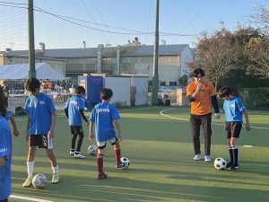 音頭金属株式会社　リフティング教室